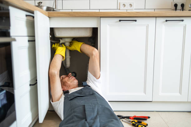Best Emergency Plumber  in Centerburg, OH